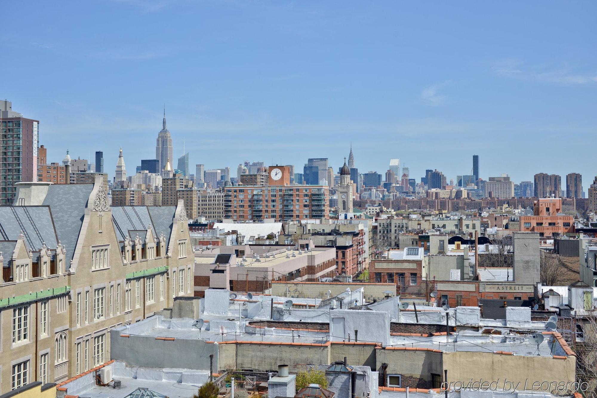 Holiday Inn Lower East Side, An Ihg Hotel New York Exterior photo